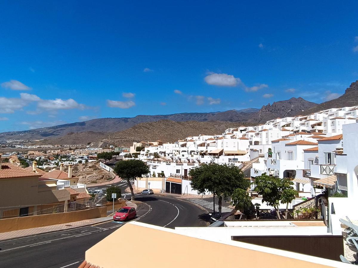 Charming & Sunny Apartment With Ocean View Costa Adeje  Exterior photo
