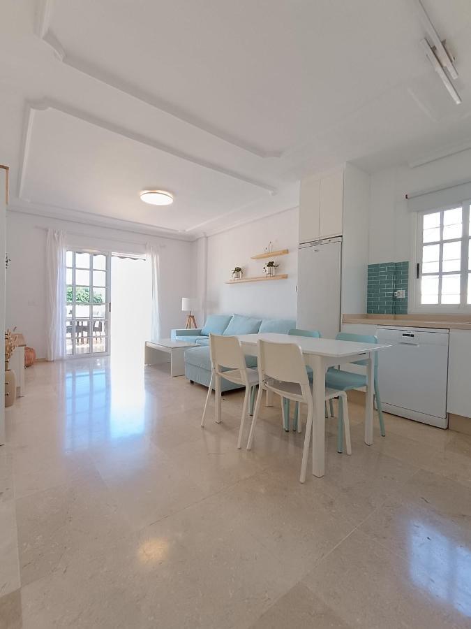 Charming & Sunny Apartment With Ocean View Costa Adeje  Exterior photo